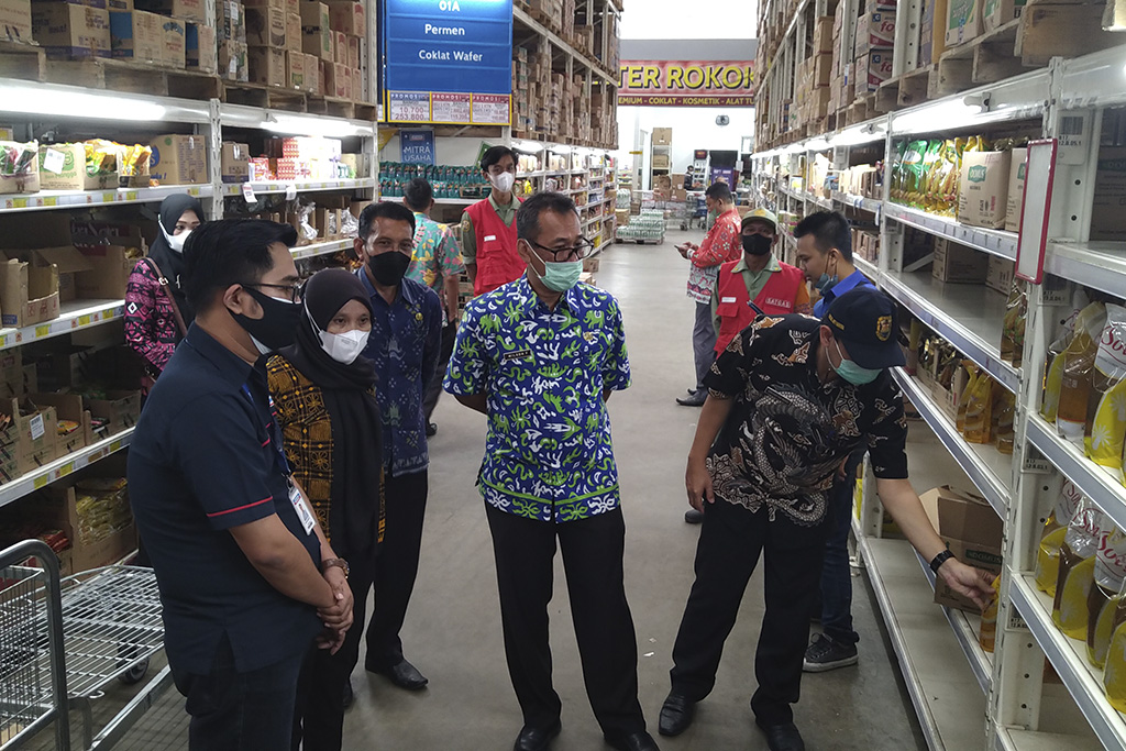 Pengawasan dalam rangka kelangkaan Minyak Goreng